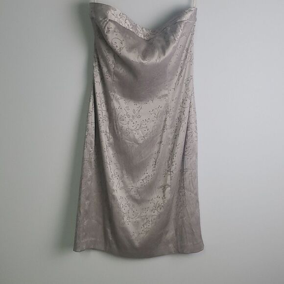 Vintage Express Silver Strapless Dress - Size 2 - Picture 2 of 7
